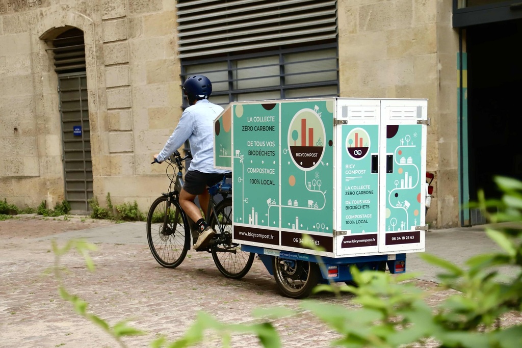 BicyCompost-Carriole 2-min (1).jpg
